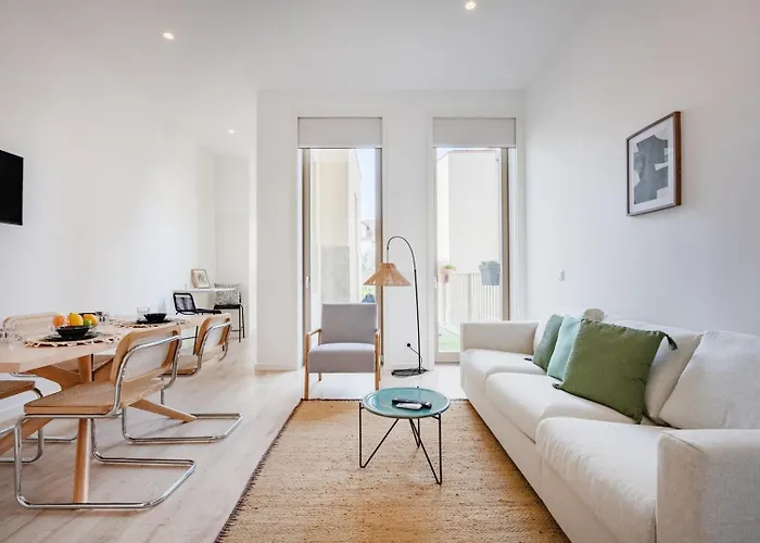 The Superior @ Boavista Flats